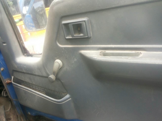 รถโตโยต้า 6 ล้อ  BU87 ( ไม่ดั้ม ) 115 แรงม้า. ปี 36.     สนใจติดต่อ  081 - 6079515