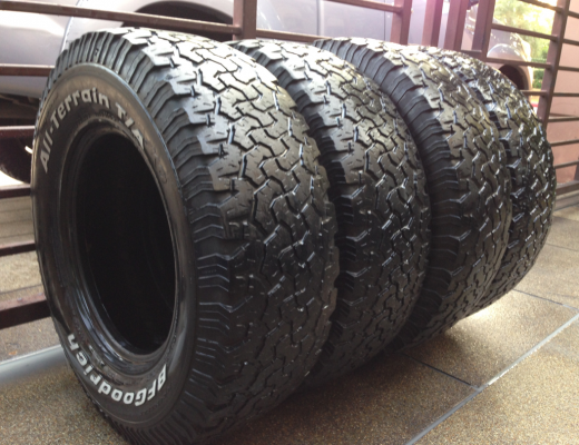 ยาง All BF goodrich 265 75 16 ดอกเยอะ พร้อมใช้งาน ราคาไม่แพง