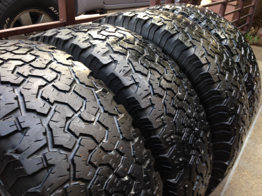 ยาง All BF goodrich 265 75 16 ดอกเยอะ พร้อมใช้งาน ราคาไม่แพง