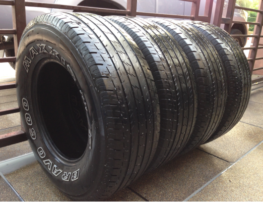 ยาง Maxxis 265 70 16 กลางปี12 ดอกเยอะ พร้อมใช้งาน ราคาไม่แพง