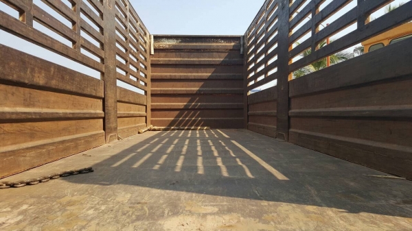 ขาย รถพ่วงแม่-ลูกไม่ดั้ม HINO FM2P เครื่อง P11C 320 แรงม้า เกียร์ ZF คัสซีสวยตลอดเส้น แอร์เย็น ลูก 2 คาน ยาว 6.20 เมตร ทะเบียนพร้อมโอนครับ