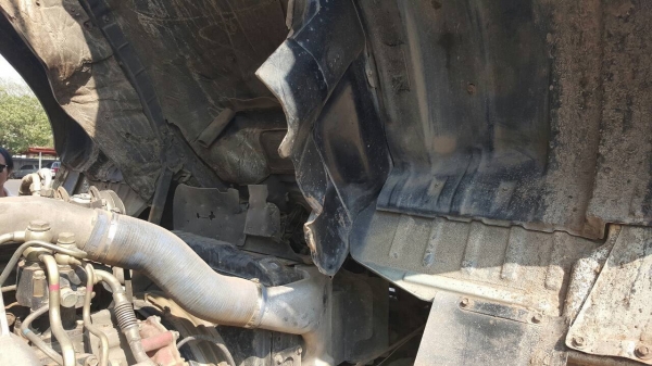 ขาย รถพ่วงแม่-ลูกไม่ดั้ม HINO FM2P เครื่อง P11C 320 แรงม้า เกียร์ ZF คัสซีสวยตลอดเส้น แอร์เย็น ลูก 2 คาน ยาว 6.20 เมตร ทะเบียนพร้อมโอนครับ