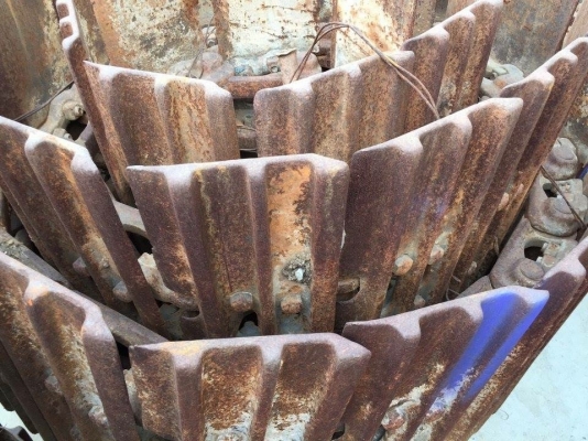 โซ่พร้อมใบเก่านอกญี่ปุ่น HITACHI EX200-3 ใบยาว 60 ซม โซ่พร้อมใบเก่านอกญี่ปุ่น HITACHI EX200-3 ใบยาว 60 ซม