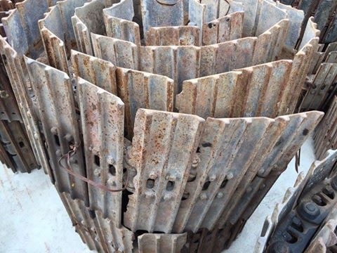 โซ่พร้อมใบเก่านอกญี่ปุ่น HITACHI EX120-3-5 ใบยาว 60 ซม เส้นละ 45,000