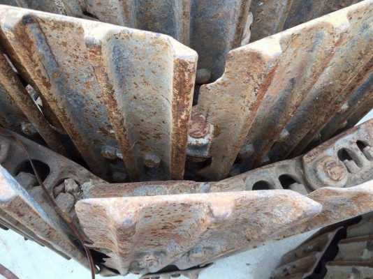 โซ่พร้อมใบเก่านอกญี่ปุ่น HITACHI EX120-3-5 ใบยาว 60 ซม เส้นละ 45,000 โซ่พร้อมใบเก่านอกญี่ปุ่น HITACHI EX120-3-5 ใบยาว 60 ซม เส้นละ 45,000