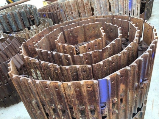 โซ่พร้อมใบเก่านอกญี่ปุ่น HITACHI EX120-3-5 ใบยาว 50 ซม โซ่พร้อมใบเก่านอกญี่ปุ่น HITACHI EX120-3-5 ใบยาว 50 ซม