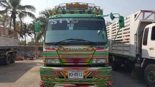 ขาย 10 ล้อดั้ม ISUZU DECA 320 ปี 48 คอกเกษตรอู่สหกิจ คัสซีสวยตลอดเส้น เครื่องเดิม เกียร์เดิม มีลำโพงลากพ่วง ทะเบียนพร้อมโอนครับ