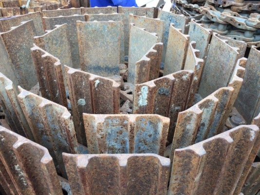 โซ่พร้อมใบเก่านอกญี่ปุ่น HITACHI EX60-3-5 ใบยาว 60 ซม โซ่พร้อมใบเก่านอกญี่ปุ่น HITACHI EX60-3-5 ใบยาว 60 ซม