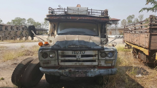 ขายตามสภาพ 10 ล้อ หัวยาวเพลาเดียว ติดเครน UNIC 3 ตัน เครื่อง HO7C 180 แรงม้า ทะเบียนแจ้ง ม.79 ครับ ขายตามสภาพ 10 ล้อ หัวยาวเพลาเดียว ติดเครน UNIC 3 ตัน เครื่อง HO7C 180 แรงม้า ทะเบียนแจ้ง ม.79 ครับ