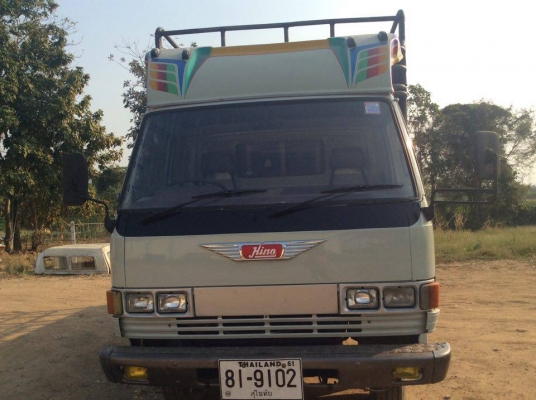 ขายหกล้อฮีโน่ช่วงยาว5.5เมตรรถแท้ห้างสภาพนี้หายากสวยพร้อมใช้งานเอกสารชุดโอนครบราคา 350,000 ขายหกล้อฮีโน่ช่วงยาว5.5เมตรรถแท้ห้างสภาพนี้หายากสวยพร้อมใช้งานเอกสารชุดโอนครบราคา 350,000