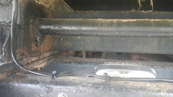 ขายรถบรรทุก 6 ล้อดัมพ์ HINO FF 195 แรงม้า ราคา 600000