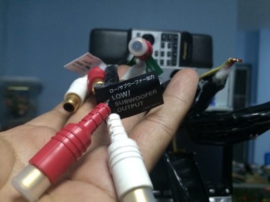 Pioneer DEH-P80RSII รุ่นท็อป 24ฺBit MP3 CD FMคลื่นไทย EQ16แบน Prosecer กราฟฟิกหน้า และลูกเล่นอีกเพียบ คุมกล่องCD พร้อมรีโมท มือ2