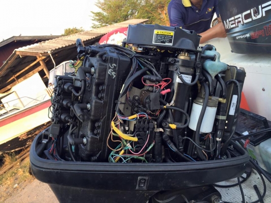 เรือ F22 เครื่องเมอร์ 150 แรงหัวฉีด