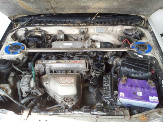 ขายรถเก๋ง toyota corona. เครื่อง2000cc 25000