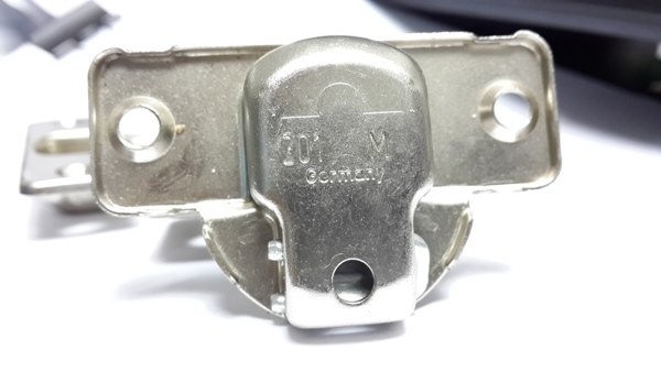 ขายบานพับงานเยอรมันแพ็ค4ตัวเหมาะนำไปDIY. Made in Germany.