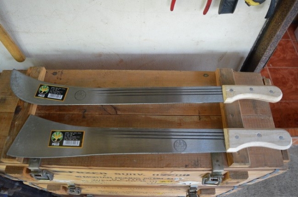 ขายมีดตราไก่มี2แบบ