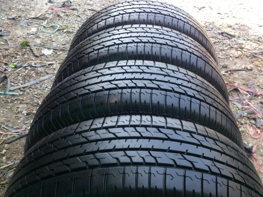 ขายยาง บริดสโตน 205/65R15  ยางสัปดาห์ที่36ปี14  ยางดอกเต็มสวยนิ่มลึกเท่ากัน จำนวน 1 ชุด