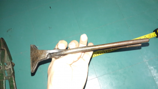 ขายคีมคีบงานเก่าญี่ปุ่นเหล็กดี ตัวใหญ่ น้ำหนักดี ยาว10"Made in Japan. ขายคีมคีบงานเก่าญี่ปุ่นเหล็กดี ตัวใหญ่ น้ำหนักดี ยาว10"Made in Japan.