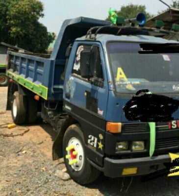 หกล้อ อีซูชุ NPR115 ดั้มสามมิต5คิว แอร์ พ.เวอร์ สภาพดีสวยเดิมๆพร้อมใช้ ทะเบียนพร้อมโอน