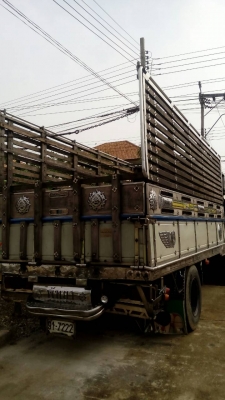 หกล้อ ฮีโน่ FF3H ปี39-HO7C185โบว์อินเตอร์ ยาง900 ช่วงยาว5.50ม สภาพดีสวยพร้อมใช้ ทะเบียนพร้อมโอน