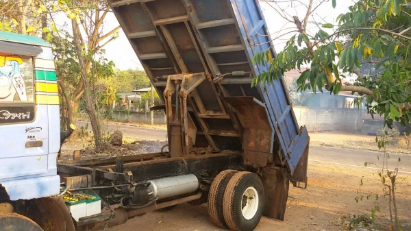 ขายรถดั๊มเครื่อง6bb เกียร์ร็อคกี้ เอฟหน้า-หลัง ครัชทรีหัวยาว ทุกอย่างลงเล่มแล้ว