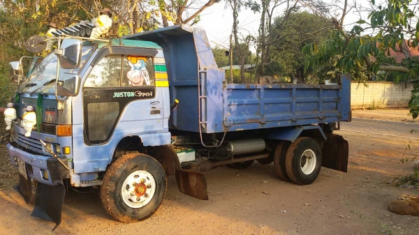 ขายรถดั๊มเครื่อง6bb เกียร์ร็อคกี้ เอฟหน้า-หลัง ครัชทรีหัวยาว ทุกอย่างลงเล่มแล้ว