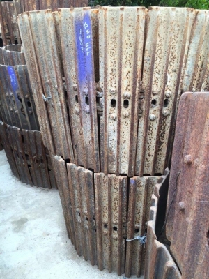 โซ่พร้อมใบเก่านอกญี่ปุ่น komatsu pc120-1-3 ใบยาว 70 ซม เส้นละ 55,000 โซ่พร้อมใบเก่านอกญี่ปุ่น komatsu pc120-1-3 ใบยาว 70 ซม เส้นละ 55,000