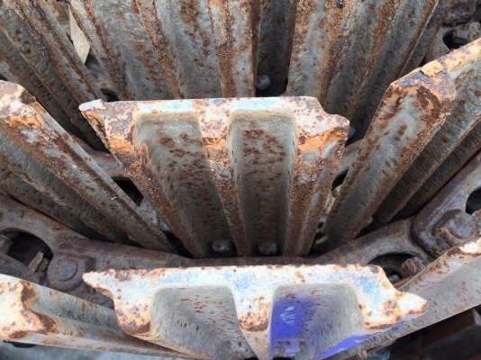 โซ่พร้อมใบเก่านอกญี่ปุ่น komatsu pc120-1-3 ใบยาว 70 ซม เส้นละ 55,000 โซ่พร้อมใบเก่านอกญี่ปุ่น komatsu pc120-1-3 ใบยาว 70 ซม เส้นละ 55,000