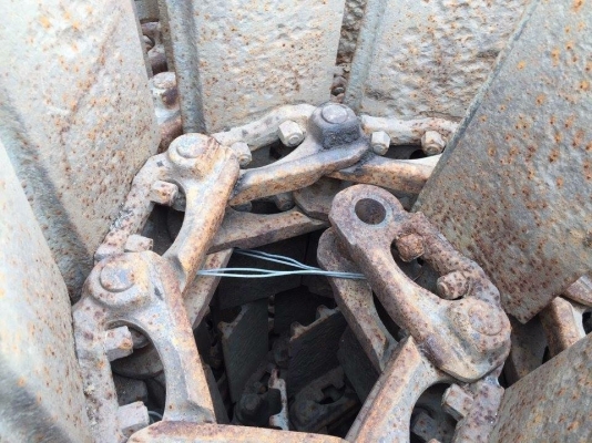 โซ่พร้อมใบเก่านอกญี่ปุ่น komatsu pc120-1-3 ใบยาว 70 ซม เส้นละ 55,000 โซ่พร้อมใบเก่านอกญี่ปุ่น komatsu pc120-1-3 ใบยาว 70 ซม เส้นละ 55,000