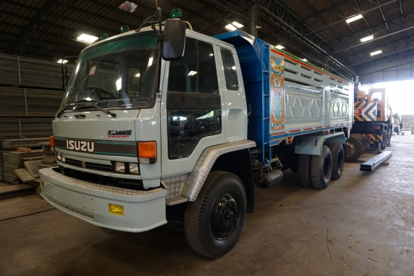 ISUZU Rocky 240 แรงม้า กระบะดั้มพ์ใหม่ สภาพนางฟ้าเลย