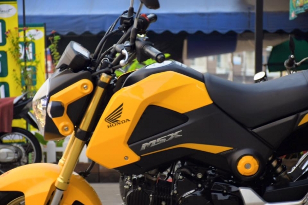 Honda Msx สีเหลือง ปี 2015 สภาพป้ายแดง ราคา เบา ๆ
