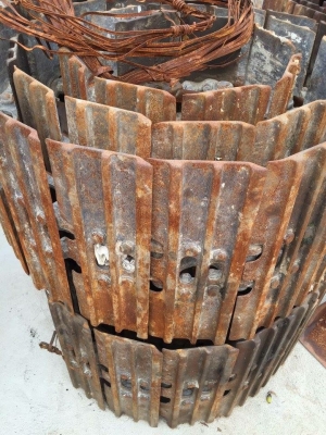 โซ่พร้อมใบเก่านอกญี่ปุ่น komatsu pc200-3-5-6 ใบยาว 60 ซม เส้นละ 55,000 โซ่พร้อมใบเก่านอกญี่ปุ่น komatsu pc200-3-5-6 ใบยาว 60 ซม เส้นละ 55,000