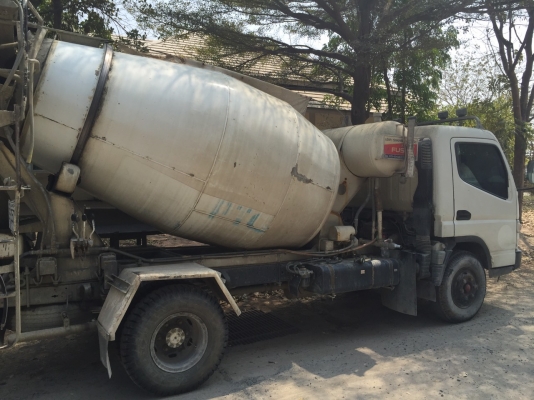 ขาย 990,000รถหกล้อโม่ปูน 4 คิว MITSUBISHI  FUSO 150 แรง EURO 3 ปี 56รถสวยพร้อมใช้เอกสารพร้อมโอน 090-772-3710 090-772-3708