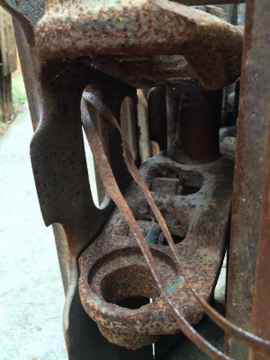 โซ่พร้อมใบเก่านอกญี่ปุ่น komatsu pc200-5-6 ใบยาว 80 ซม เส้นละ 60,000