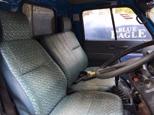 ขายรถบรรทุกสี่ล้อเล็ก Isuzu