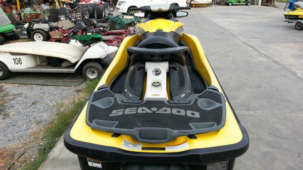 SEADOO RXT 255is วิ่ง 142 ชั่วโมง ปี 09 นำเข้าจากUSA. ขาย 175,000