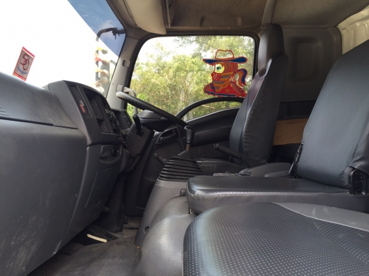 ขายด่วนสิบล้อเพลาเดียว 240แรง ปี56 ช่วงยาว7.20ม. จัดแนนซ์ได้ดอกถูก ขายด่วนสิบล้อเพลาเดียว 240แรง ปี56 ช่วงยาว7.20ม. จัดแนนซ์ได้ดอกถูก