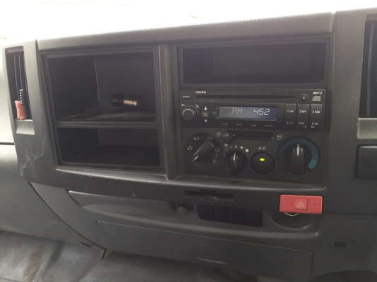 ขายด่วนสิบล้อเพลาเดียว 240แรง ปี56 ช่วงยาว7.20ม. จัดแนนซ์ได้ดอกถูก ขายด่วนสิบล้อเพลาเดียว 240แรง ปี56 ช่วงยาว7.20ม. จัดแนนซ์ได้ดอกถูก