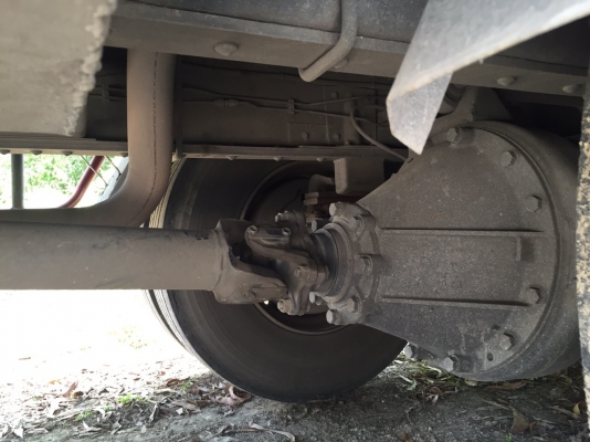 ขายด่วนสิบล้อเพลาเดียว 240แรง ปี56 ช่วงยาว7.20ม. จัดแนนซ์ได้ดอกถูก ขายด่วนสิบล้อเพลาเดียว 240แรง ปี56 ช่วงยาว7.20ม. จัดแนนซ์ได้ดอกถูก