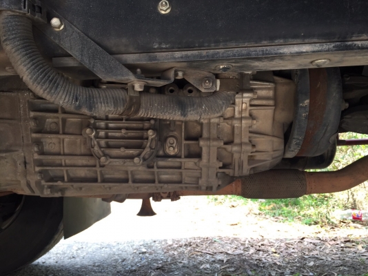 ขายด่วนสิบล้อเพลาเดียว 240แรง ปี56 ช่วงยาว7.20ม. จัดแนนซ์ได้ดอกถูก ขายด่วนสิบล้อเพลาเดียว 240แรง ปี56 ช่วงยาว7.20ม. จัดแนนซ์ได้ดอกถูก