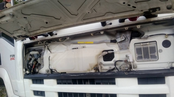 ขายด่วนสิบล้อเพลาเดียว 240แรง ปี56 ช่วงยาว7.20ม. จัดแนนซ์ได้ดอกถูก ขายด่วนสิบล้อเพลาเดียว 240แรง ปี56 ช่วงยาว7.20ม. จัดแนนซ์ได้ดอกถูก