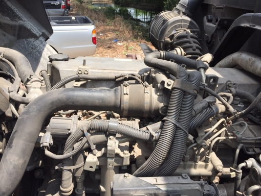 ขายด่วนสิบล้อเพลาเดียว 240แรง ปี56 ช่วงยาว7.20ม. จัดแนนซ์ได้ดอกถูก ขายด่วนสิบล้อเพลาเดียว 240แรง ปี56 ช่วงยาว7.20ม. จัดแนนซ์ได้ดอกถูก