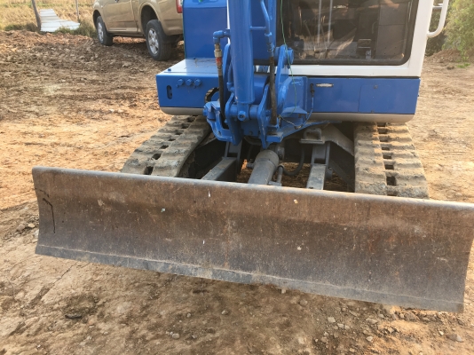 ขายรถแบคโฮ Kobelco sk024 ขายรถแบคโฮ Kobelco sk024