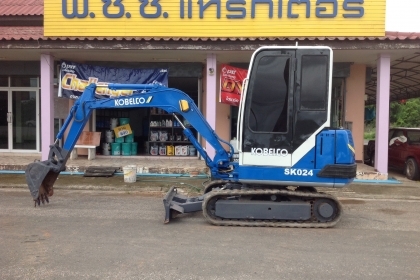ขายรถแบคโฮ Kobelco sk024