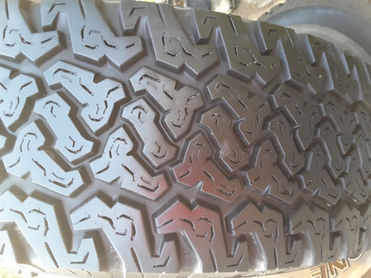 ยางขอบ 15  30&times;9.5 ปี 13 ชุดล่ะ 7500