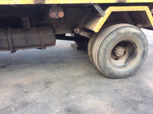 HINO KM 310 ดั๊ม เครื่อง 90 แรง เครื่องดี ยางดี ครัทซีสวย ขาย 200,000 บาท ศุภากร 081-1903107, 081-4252943