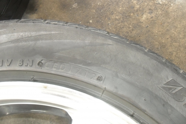 ล้อแม็ก15นิ้ว4รู100 พร้อมยาง สวยๆ 4 ล้อ ราคา 5900 บาท ล้อแม็ก15นิ้ว4รู100 พร้อมยาง สวยๆ 4 ล้อ ราคา 5900 บาท