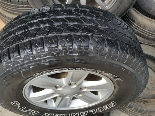 ขายล้อISUZU Hilander 16 ยาง265/70/16  4 ล้อ