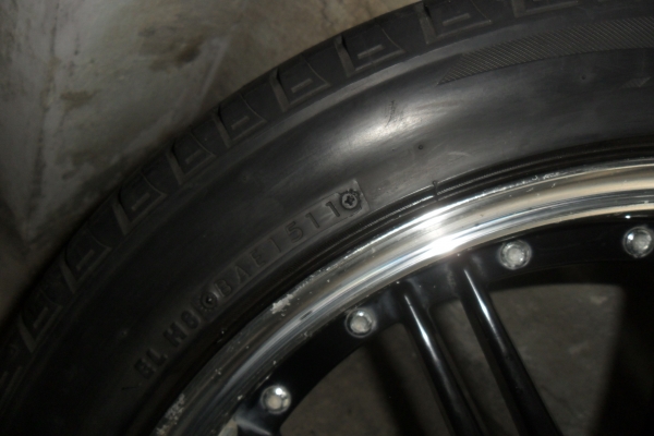 ล้อแม็ก17นิ้ว5รู114 พร้อมยาง สวยๆ 4 ล้อ ราคา 6900 บาท ล้อแม็ก17นิ้ว5รู114 พร้อมยาง สวยๆ 4 ล้อ ราคา 6900 บาท