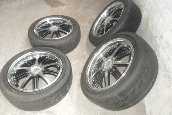 ล้อแม็ก17นิ้ว5รู114 พร้อมยาง สวยๆ 4 ล้อ ราคา 6900 บาท ล้อแม็ก17นิ้ว5รู114 พร้อมยาง สวยๆ 4 ล้อ ราคา 6900 บาท